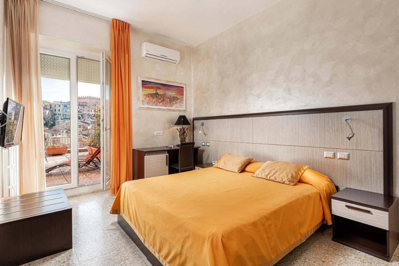 Hotel Minerva Siena Esterno foto