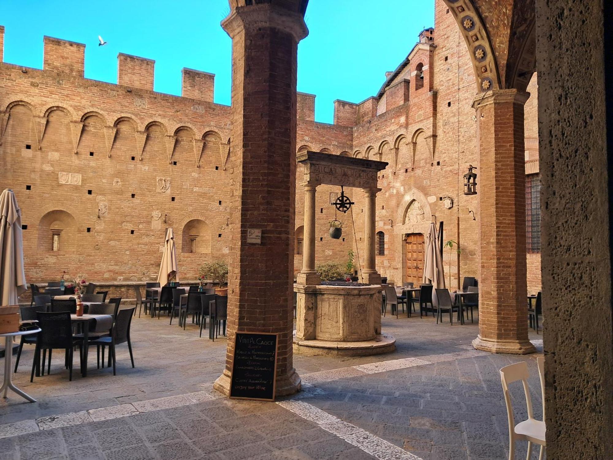 Hotel Minerva Siena Esterno foto